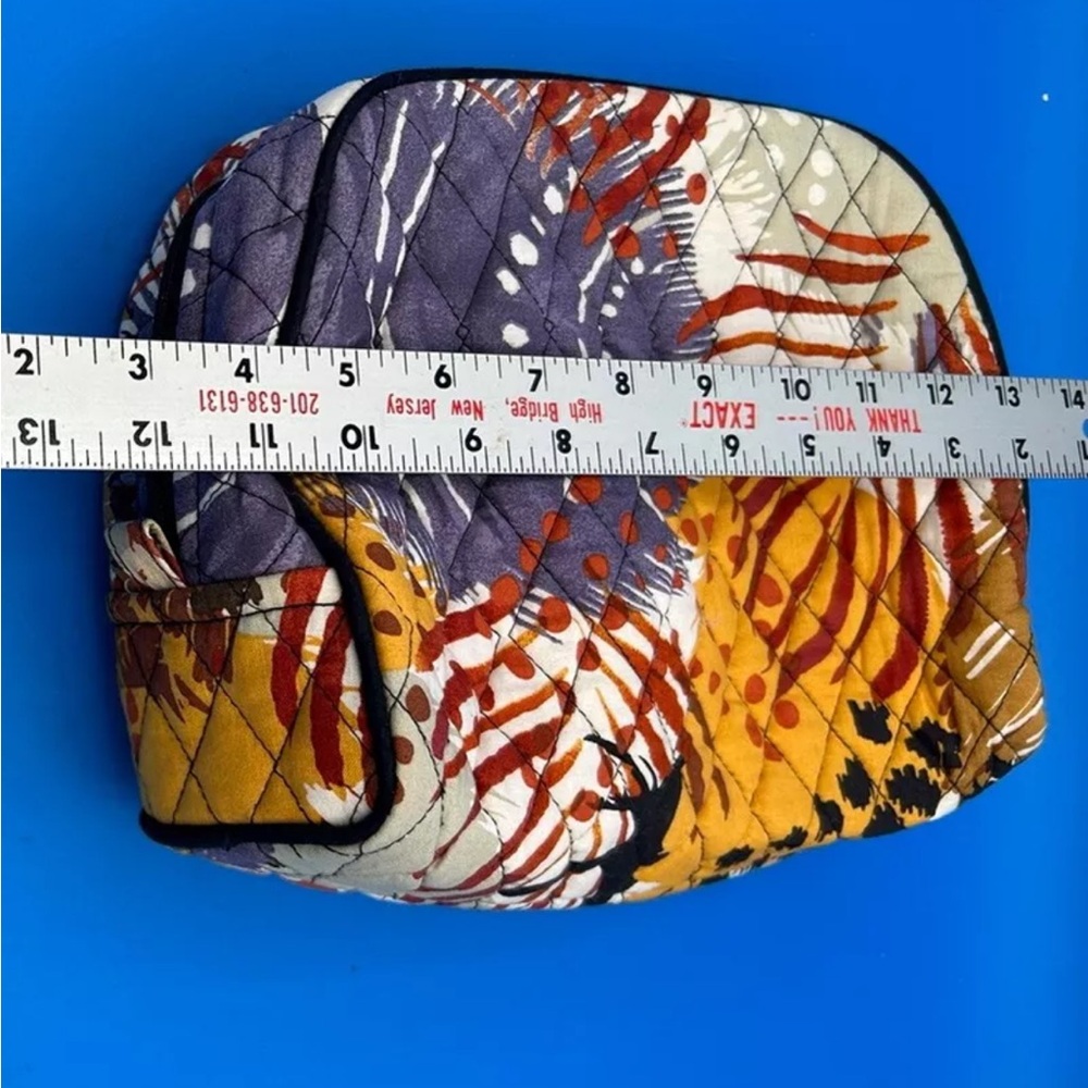 Vera Bradley Large Cosmetic Bag Painted Feathers,Toiletry Designer Zip  EUC - Picture 5 of 6